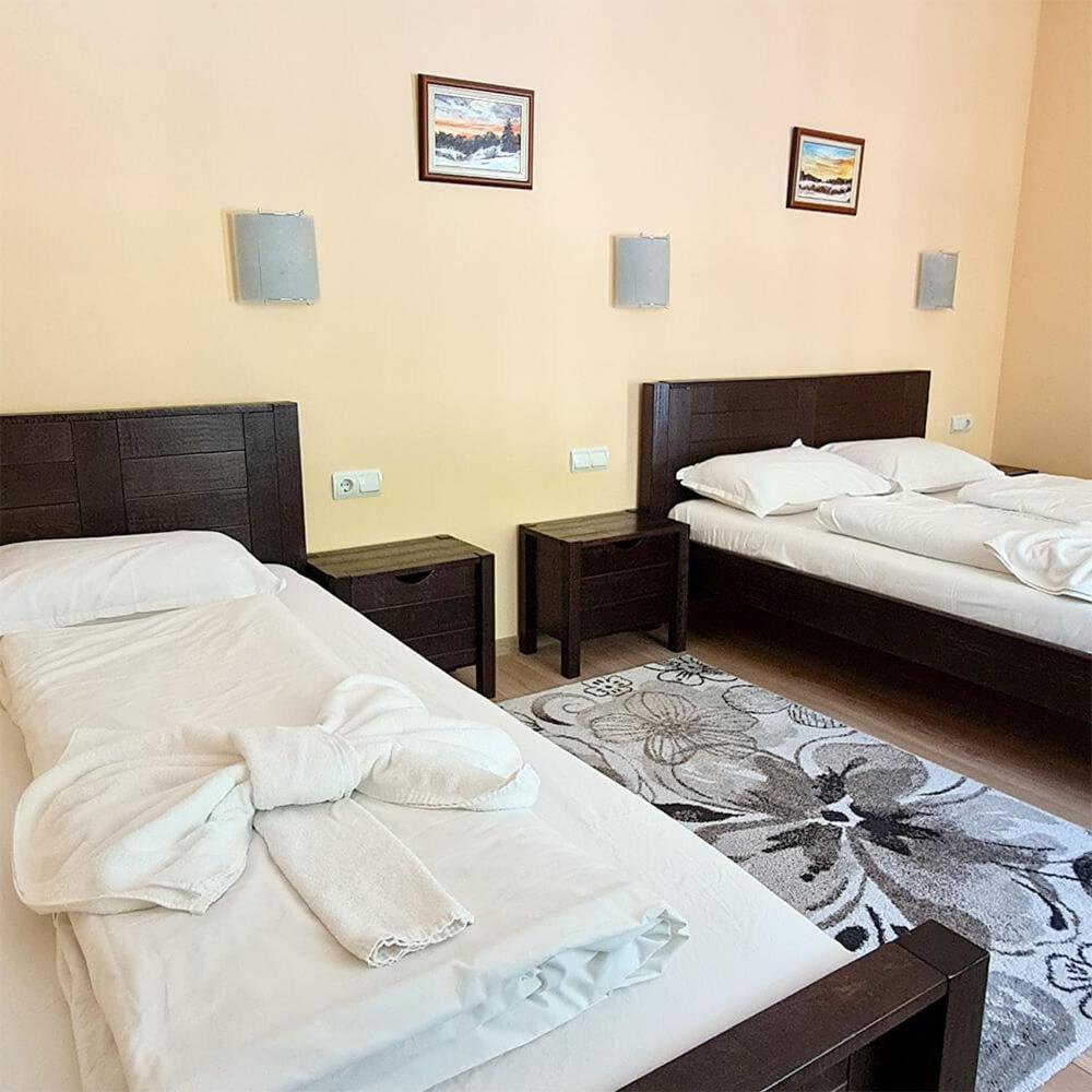 Family Hotel Chiflik Hills Szoba fotó